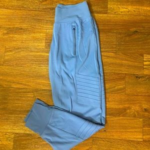 Athleta Venice Motto Joggers Size Small (4-6) Cottage Blue 💙- like new